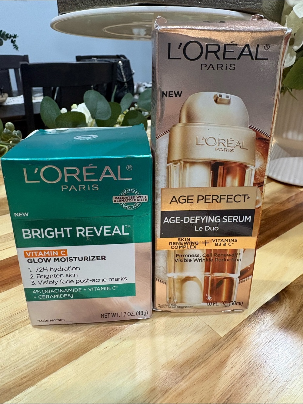 Bright Reveal Vitamin C Glow Moisturizer - Green and age perfect!